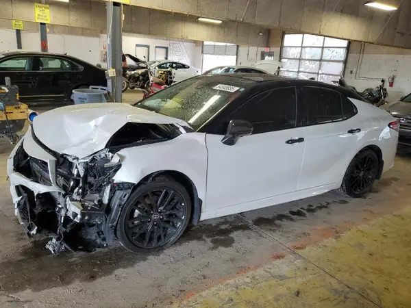 4T1K61AK6RU192975 2024 TOYOTA CAMRY - Image 1