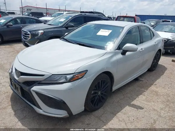 4T1K61AK6RU232195 2024 TOYOTA CAMRY - Image 2