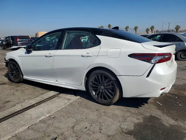 4T1K61AK6RU234402 2024 TOYOTA CAMRY - Image 2