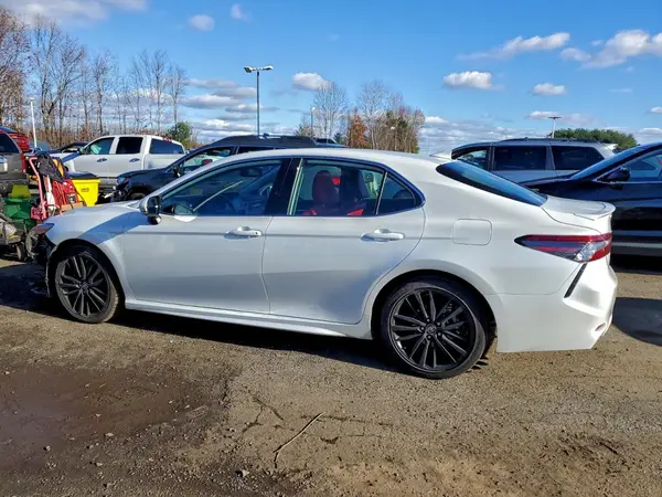 4T1K61AK6RU246761 2024 TOYOTA CAMRY - Image 2
