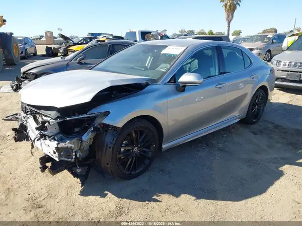 4T1K61AK6RU247781 2024 TOYOTA CAMRY - Image 2