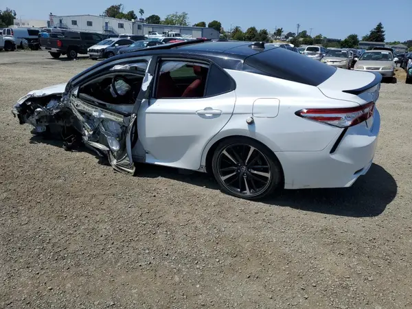 4T1K61AK7LU355009 2020 TOYOTA CAMRY - Image 2
