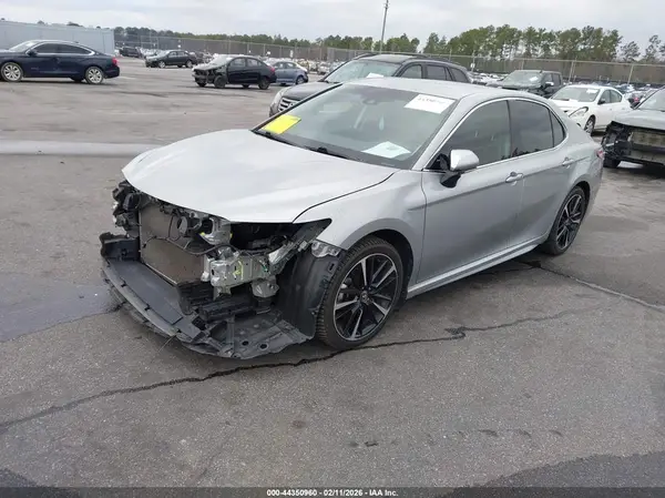 4T1K61AK7LU392657 2020 TOYOTA CAMRY - Image 2