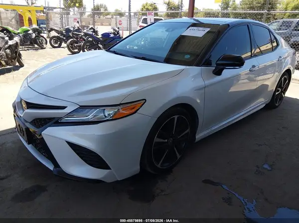 4T1K61AK7LU396532 2020 TOYOTA CAMRY - Image 2