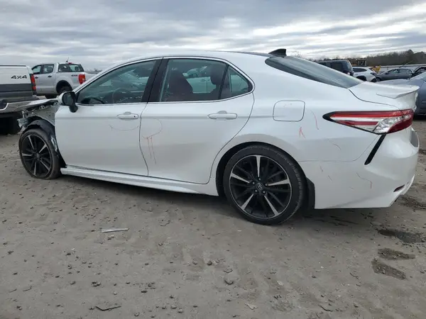 4T1K61AK7LU904949 2020 TOYOTA CAMRY - Image 2