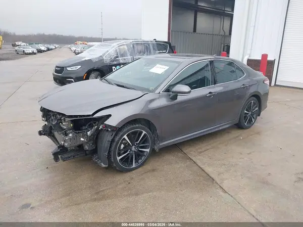 4T1K61AK7LU909097 2020 TOYOTA CAMRY - Image 2