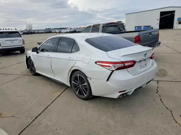 4T1K61AK7LU910105 2020 TOYOTA CAMRY - Image 2