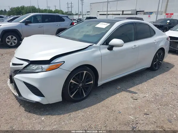 4T1K61AK7LU980087 2020 TOYOTA CAMRY - Image 2