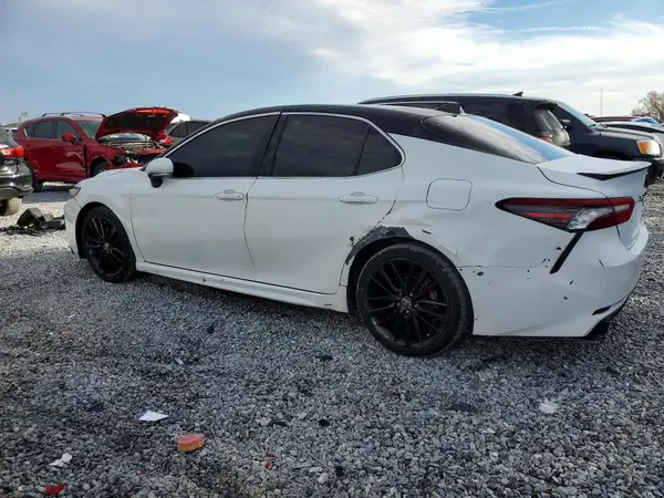 4T1K61AK7MU405702 2021 TOYOTA CAMRY - Image 2