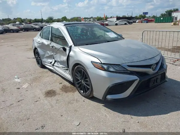 4T1K61AK7MU413069 2021 TOYOTA CAMRY - Image 1