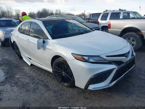 4T1K61AK7MU414447 2021 TOYOTA CAMRY - Image 1
