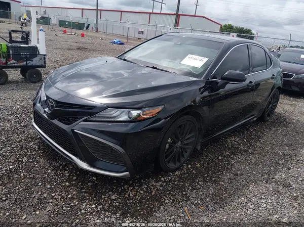 4T1K61AK7MU428428 2021 TOYOTA CAMRY - Image 2