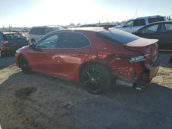 4T1K61AK7MU428705 2021 TOYOTA CAMRY - Image 2