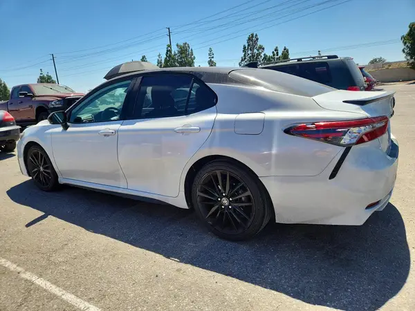 4T1K61AK7MU440031 2021 TOYOTA CAMRY - Image 2