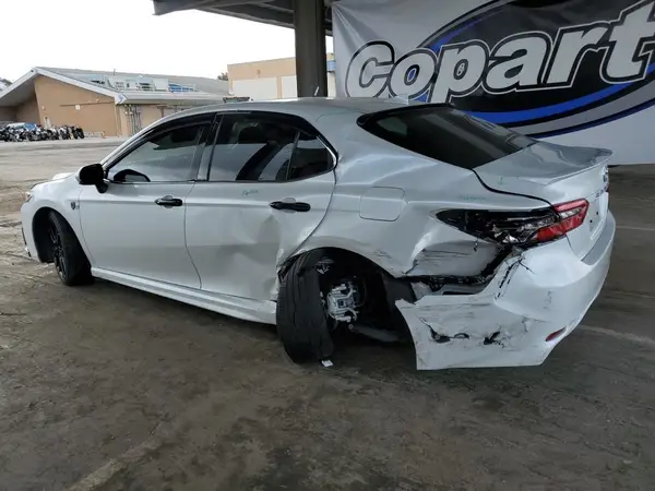 4T1K61AK7MU462353 2021 TOYOTA CAMRY - Image 2