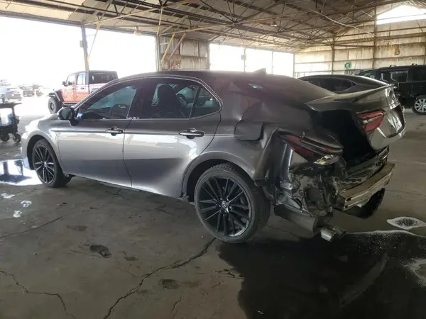4T1K61AK7MU468136 2021 TOYOTA CAMRY - Image 2