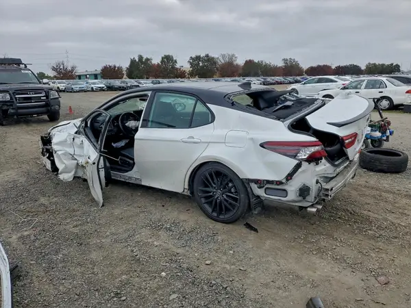 4T1K61AK7MU474101 2021 TOYOTA CAMRY - Image 2