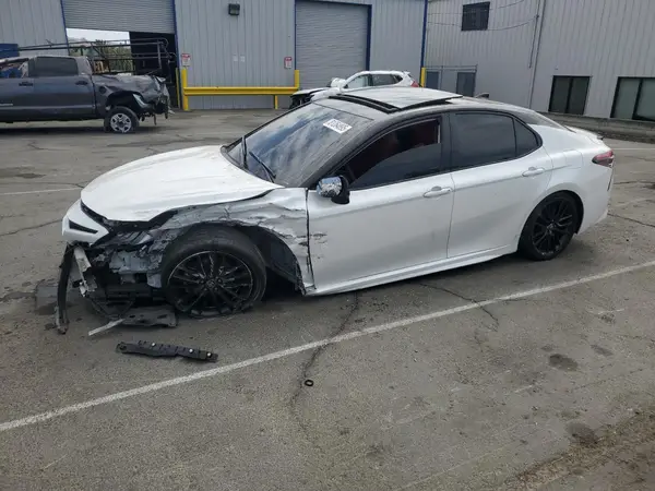4T1K61AK7MU475667 2021 TOYOTA CAMRY - Image 1