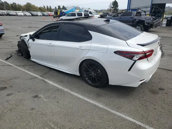 4T1K61AK7MU475667 2021 TOYOTA CAMRY - Image 2