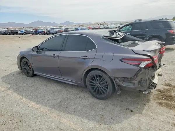 4T1K61AK7MU487382 2021 TOYOTA CAMRY - Image 2