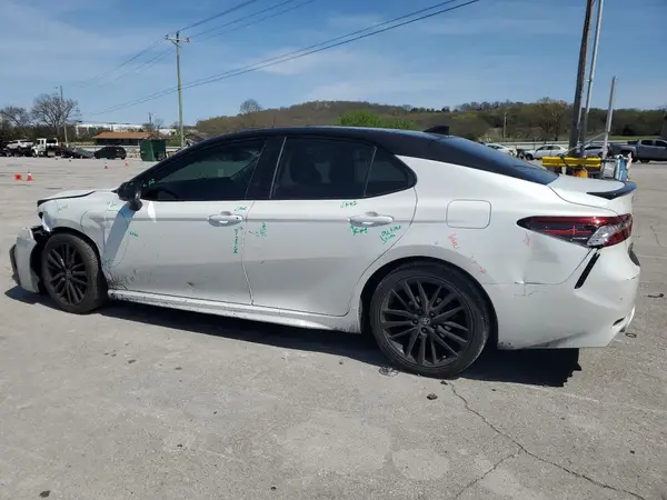 4T1K61AK7MU487639 2021 TOYOTA CAMRY - Image 2