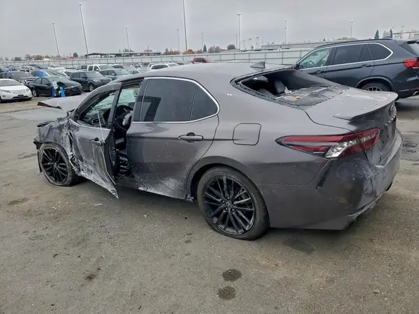 4T1K61AK7MU497989 2021 TOYOTA CAMRY - Image 2