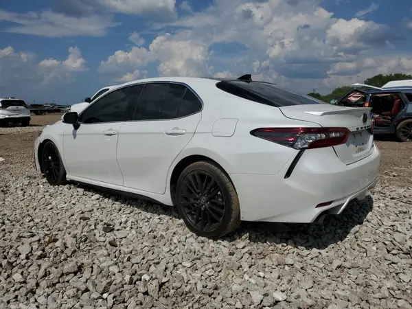 4T1K61AK7MU513561 2021 TOYOTA CAMRY - Image 2