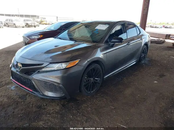 4T1K61AK7MU518176 2021 TOYOTA CAMRY - Image 2