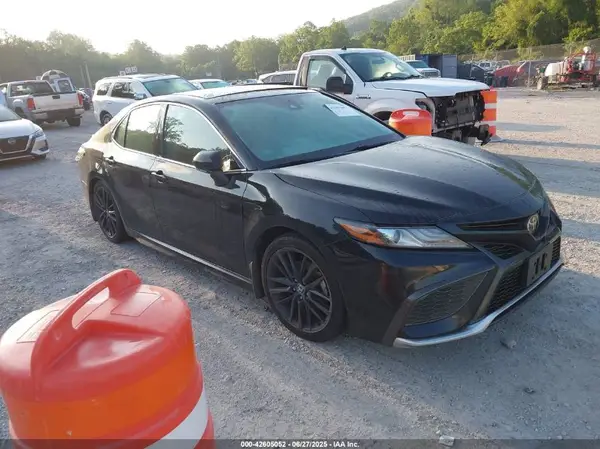 4T1K61AK7MU541859 2021 TOYOTA CAMRY - Image 1