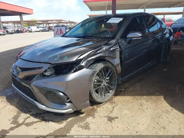 4T1K61AK7MU557186 2021 TOYOTA CAMRY - Image 2