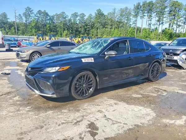 4T1K61AK7MU573159 2021 TOYOTA CAMRY - Image 1