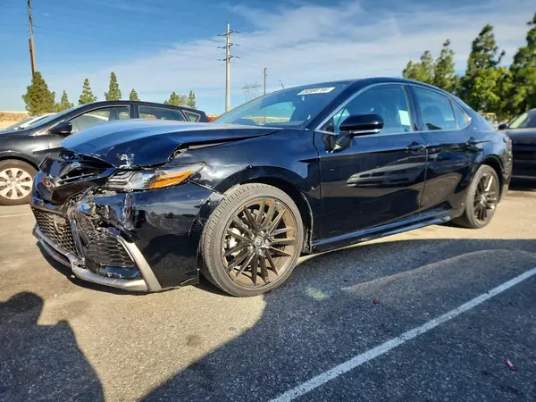 4T1K61AK7MU592892 2021 TOYOTA CAMRY - Image 1