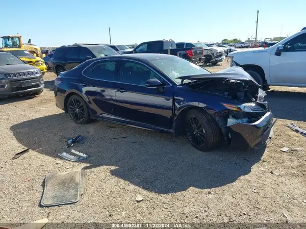 4T1K61AK7MU611778 2021 TOYOTA CAMRY - Image 1