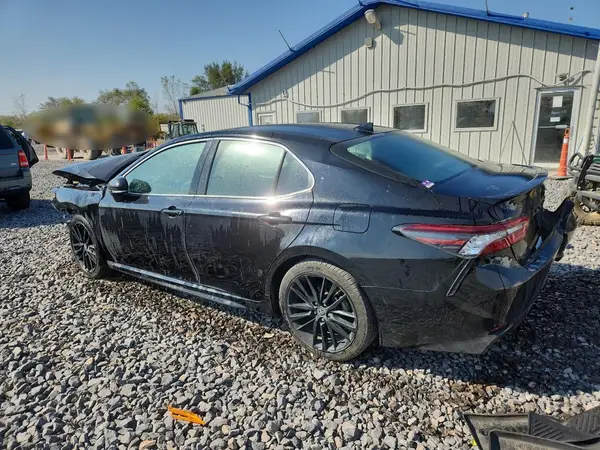 4T1K61AK7NU004071 2022 TOYOTA CAMRY - Image 2
