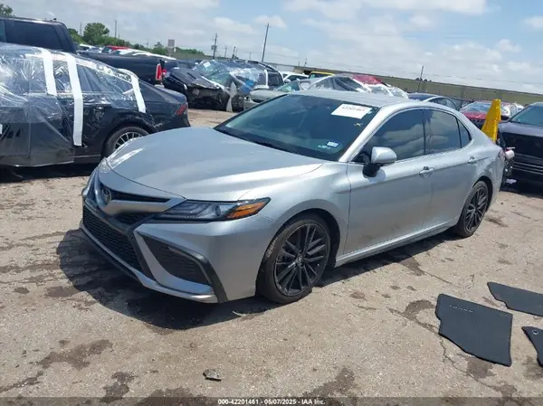 4T1K61AK7NU004149 2022 TOYOTA CAMRY - Image 2