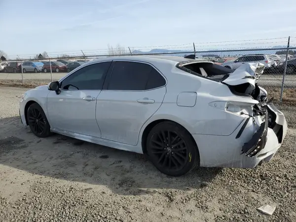 4T1K61AK7NU006550 2022 TOYOTA CAMRY - Image 2