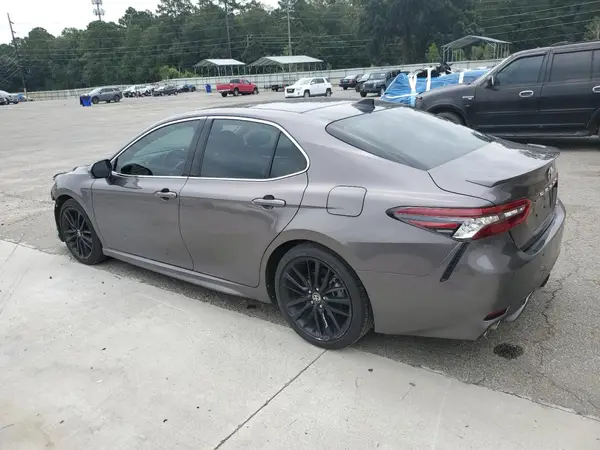 4T1K61AK7NU006774 2022 TOYOTA CAMRY - Image 2