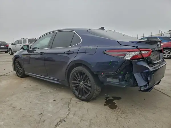 4T1K61AK7NU012106 2022 TOYOTA CAMRY - Image 2