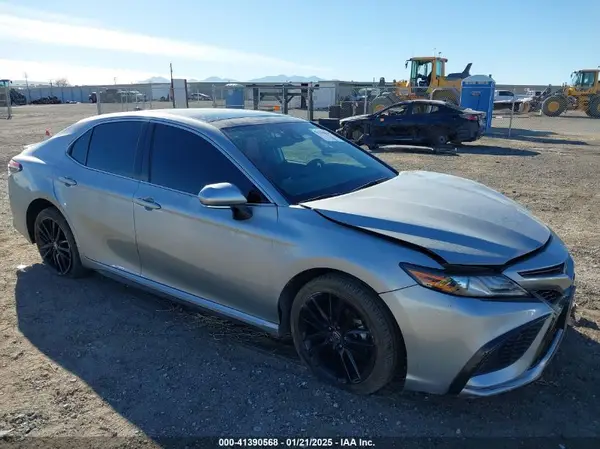 4T1K61AK7NU013045 2022 TOYOTA CAMRY - Image 1