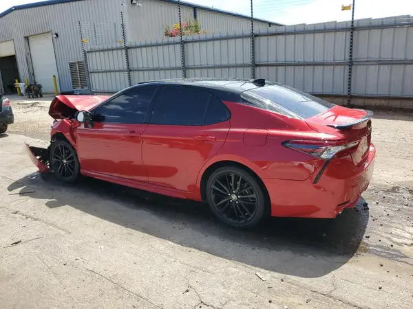 4T1K61AK7NU014647 2022 TOYOTA CAMRY - Image 2