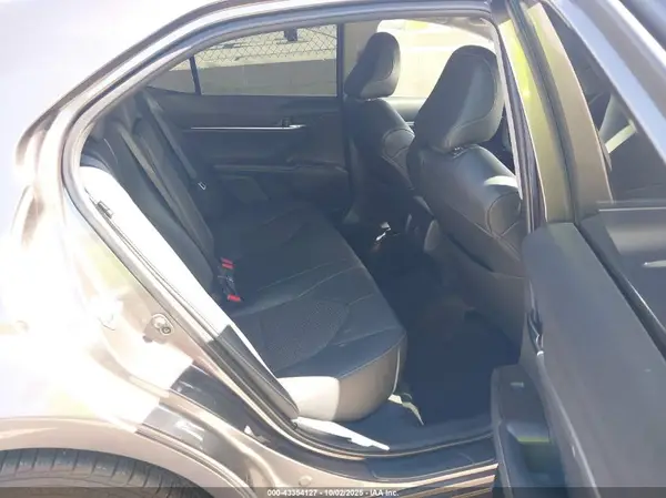 4T1K61AK7NU026331 2022 TOYOTA CAMRY - Image 8