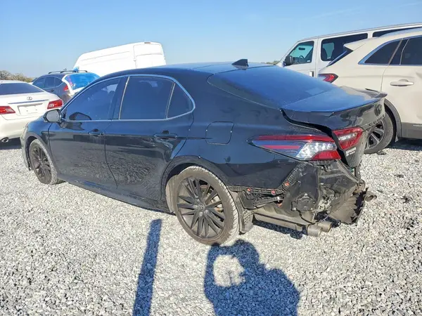 4T1K61AK7NU026653 2022 TOYOTA CAMRY - Image 2