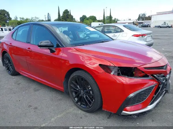 4T1K61AK7NU035255 2022 TOYOTA CAMRY - Image 1