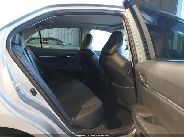 4T1K61AK7NU059054 2022 TOYOTA CAMRY - Image 8