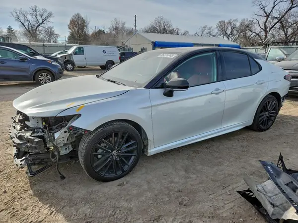 4T1K61AK7NU064626 2022 TOYOTA CAMRY - Image 1
