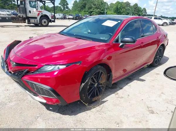 4T1K61AK7NU067008 2022 TOYOTA CAMRY - Image 2