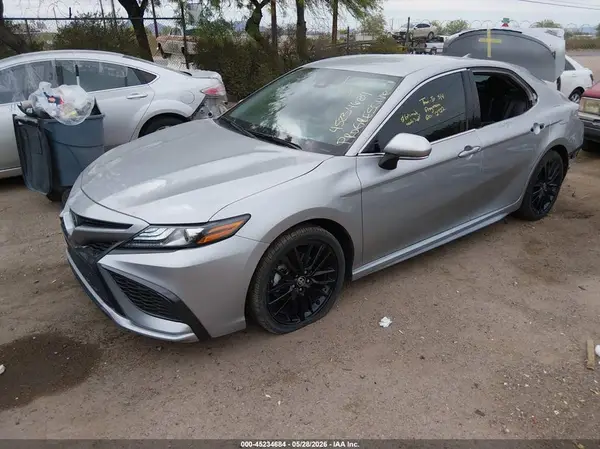 4T1K61AK7NU702616 2022 TOYOTA CAMRY - Image 2
