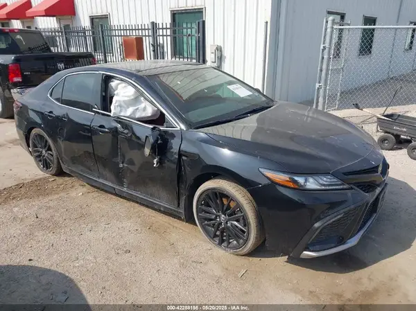 4T1K61AK7NU707301 2022 TOYOTA CAMRY - Image 1