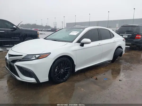 4T1K61AK7PU728085 2023 TOYOTA CAMRY - Image 2
