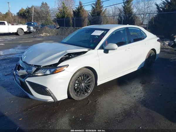 4T1K61AK7RU225904 2024 TOYOTA CAMRY - Image 2